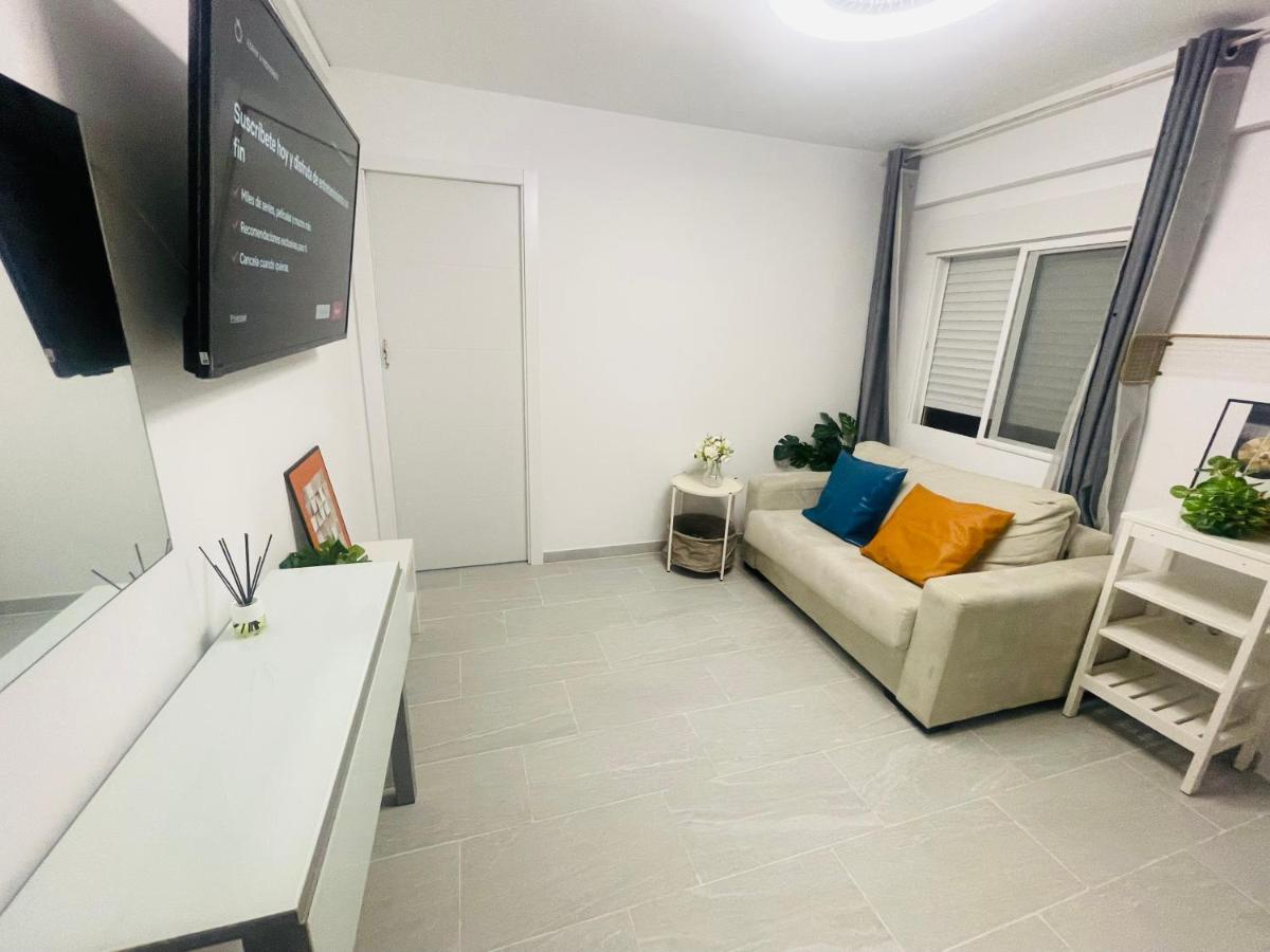 Fantastico Apartamento Usera Appartement Madrid Buitenkant foto